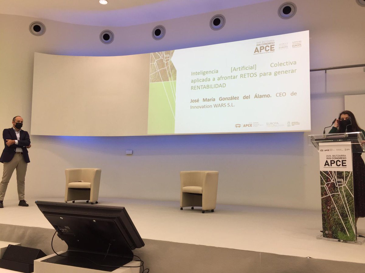 APCE_Congresos's tweet photo. 🗣️👉 Con José María González del Álamo, #CEO de #InnovationWars, hemos aprendido sobre #InteligenciaArtificial colectiva aplicada a afrontar los retos y generar rentabilidad en nuestro #Congreso #apce2020 #vitoriagasteiz https://t.co/X6SyIGljYu