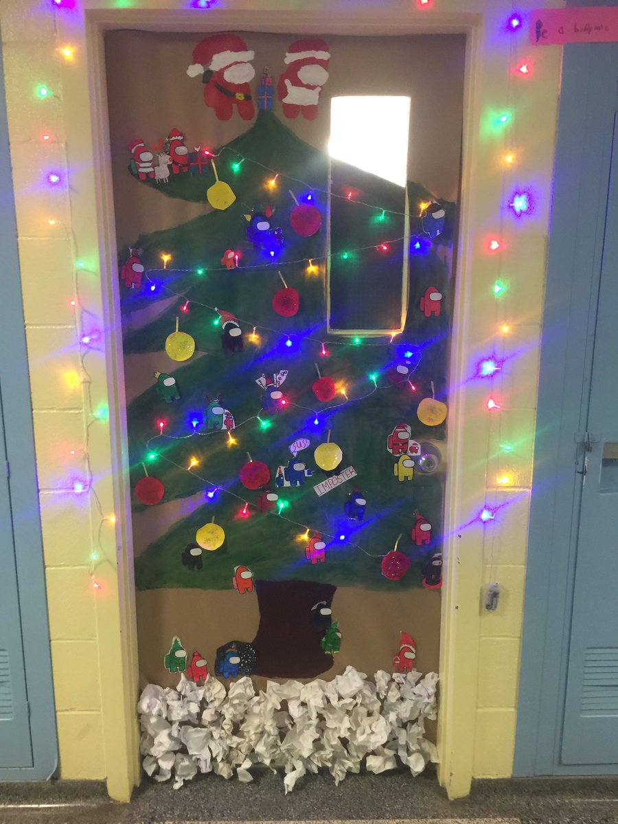 You probably thought you had seen all of our doors......not quite yet - look at the fabulous works of art!! ⁦<a href="/tdsb/">Toronto District School Board</a>⁩ ⁦@DebbieDonsky⁩