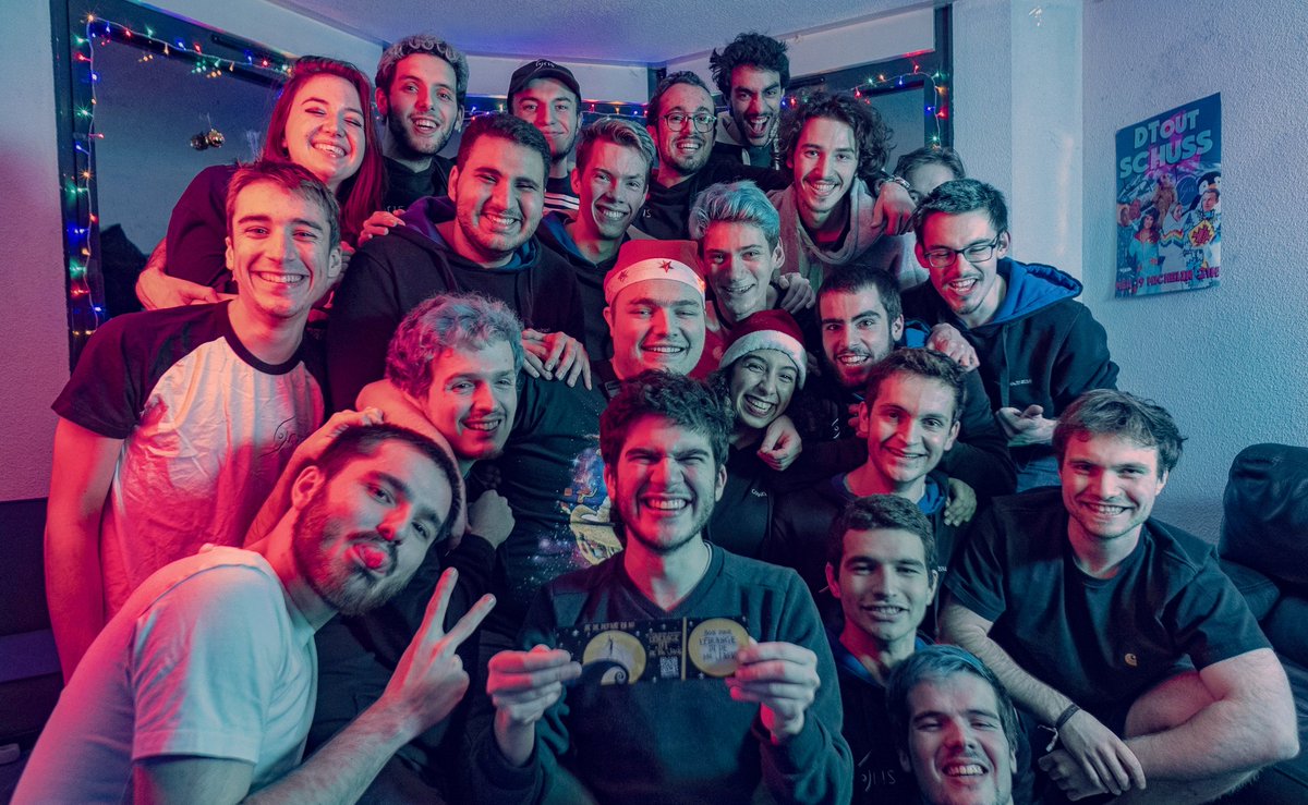 Merci à toutes celles et ceux qui ont suivi notre DT s8 !
Vous retrouverez toutes les vidéos sur notre site hyris.tv ❤