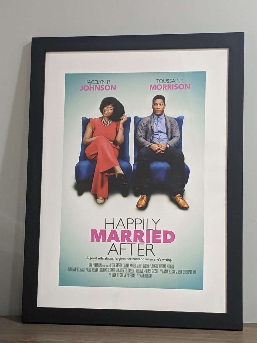 HMAFilm's tweet image. The Christmas present came right on time! 

Order your HMA posters on djiniproductions.com
.
.
.
.
.
.
.
.
.
#mnfilmmakers #mnfilm #supportindiefilm #indiefilmmakers #womeninmedia #womeninfilm #blackfilmmakers #shortfilm #filmfestival #happilymarriedafter #djiniproductions