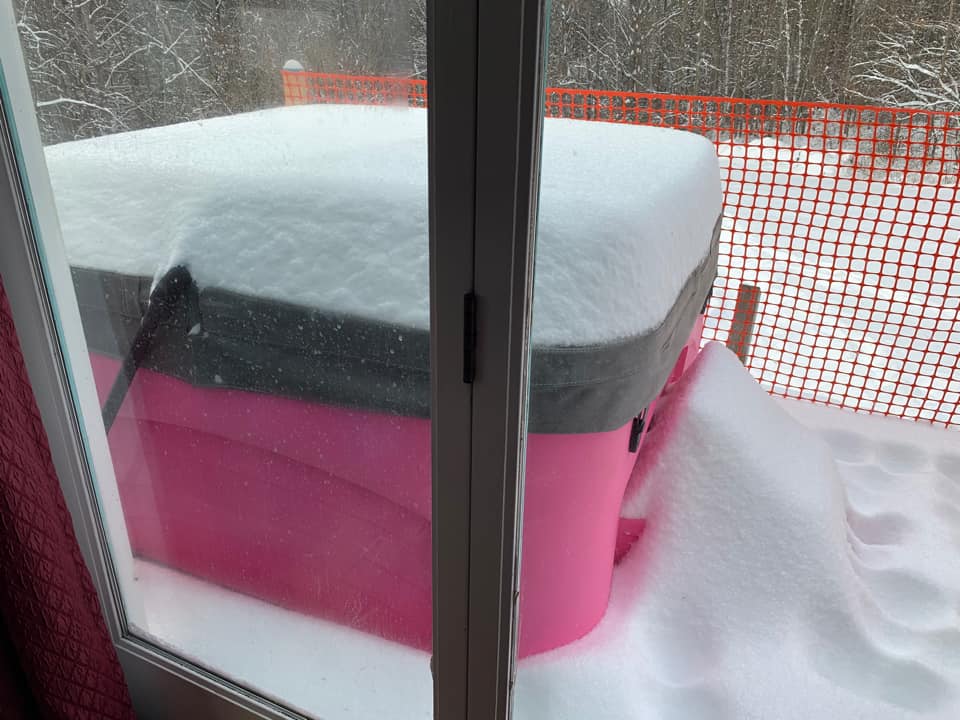 AllenSpas's tweet photo. Check out our awesome hot tub customers enjoying yesterday's snow day...the ones who could find their hot tubs anyway! π¦βοΈ #HotTubLife #HotTubTime #BackyardGetaway https://t.co/lrKpb5NISY