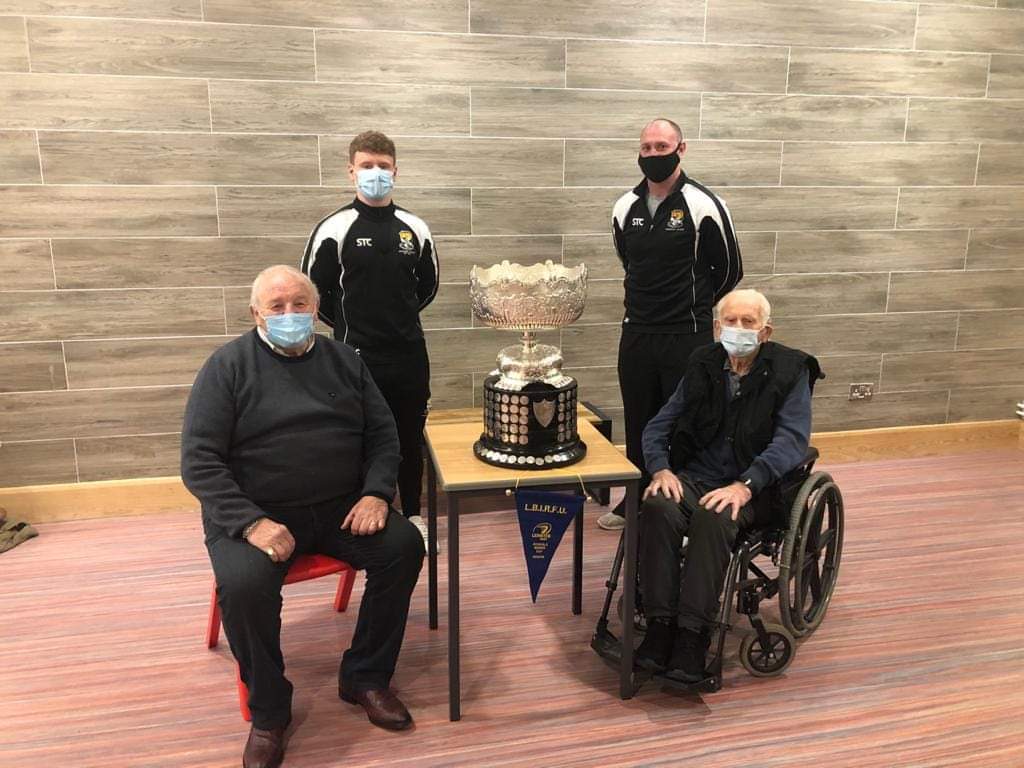 NewCol_Official's tweet photo. 2 Cups
1 @NewCol_Official 
#thewaitisover https://t.co/j8pFGb7Lm7