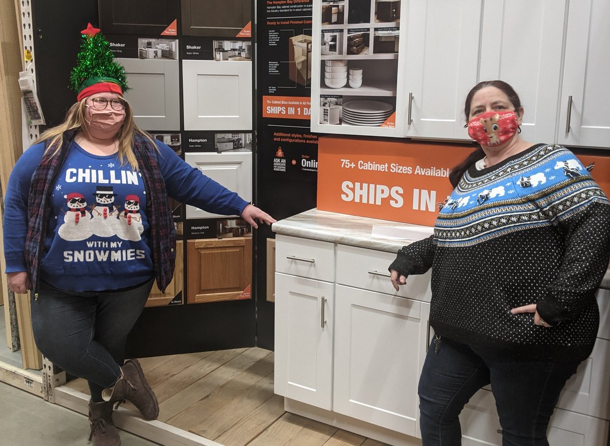 dkennedy681's tweet photo. Happy Ugly Sweater Day! #MWDEC2020 https://t.co/AGk2i0oaG9