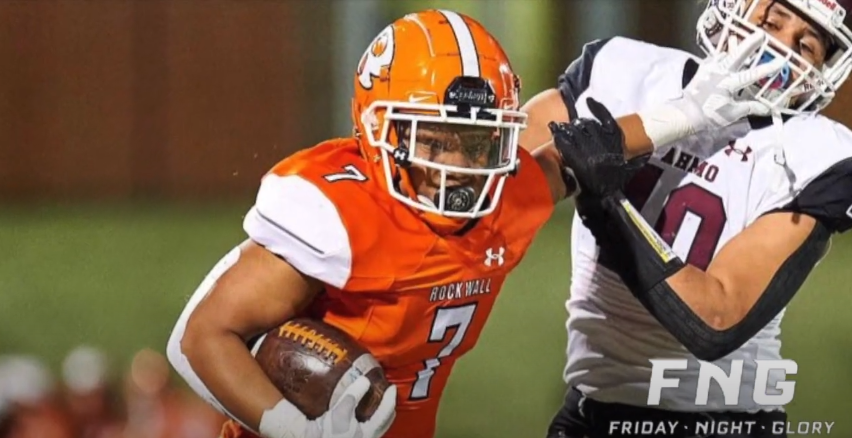 FridayNghtGlory's tweet photo. VIDEO FNG's @paytpeterson1 talks to Rockwall Yellow Jackets Running Back Jackson Bennett @JacksonB_7  about the challenges of not just living with EOE Syndrome, but playing football at a high level https://t.co/51U5iA6A9M #txhsfb #FNGsports @uiltexas @ihss_dfw @Txprepsfootball https://t.co/hEXrcqQJ9X