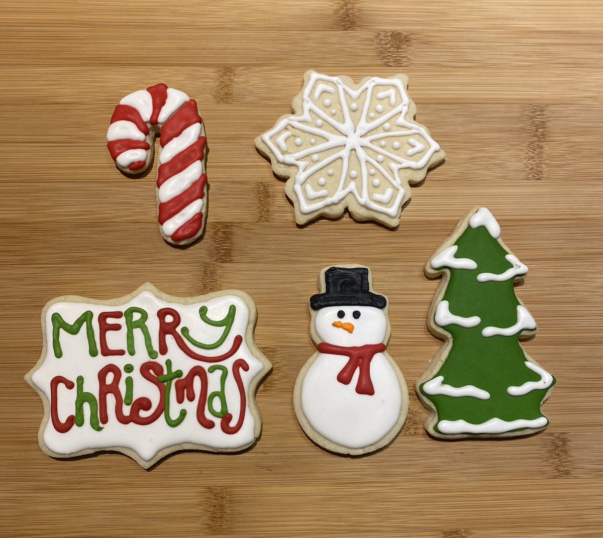 Jen Lellig tweet media