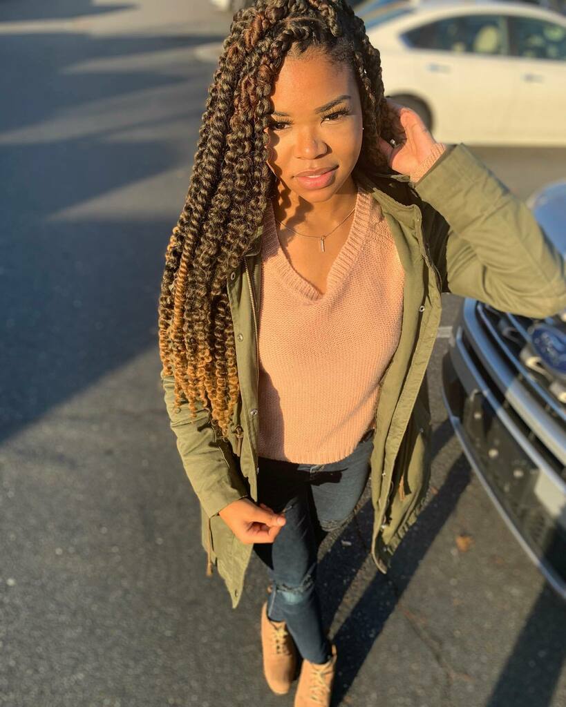 Nothing like a healthy glow ☀️ 
#explore #beauty #queenish #gorgeous #love #selfcare #selflove #healthylifestyle #healthyglow #breezy #glorious #melanin #melanated #melanatedqueen