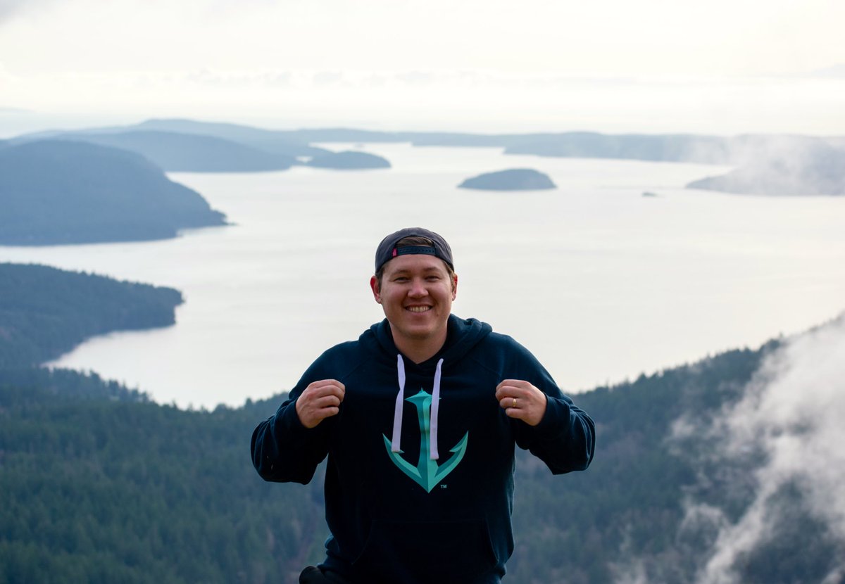 BrianPBosche's tweet photo. The @SeattleKraken branding is so good https://t.co/JbvxJjjIfP