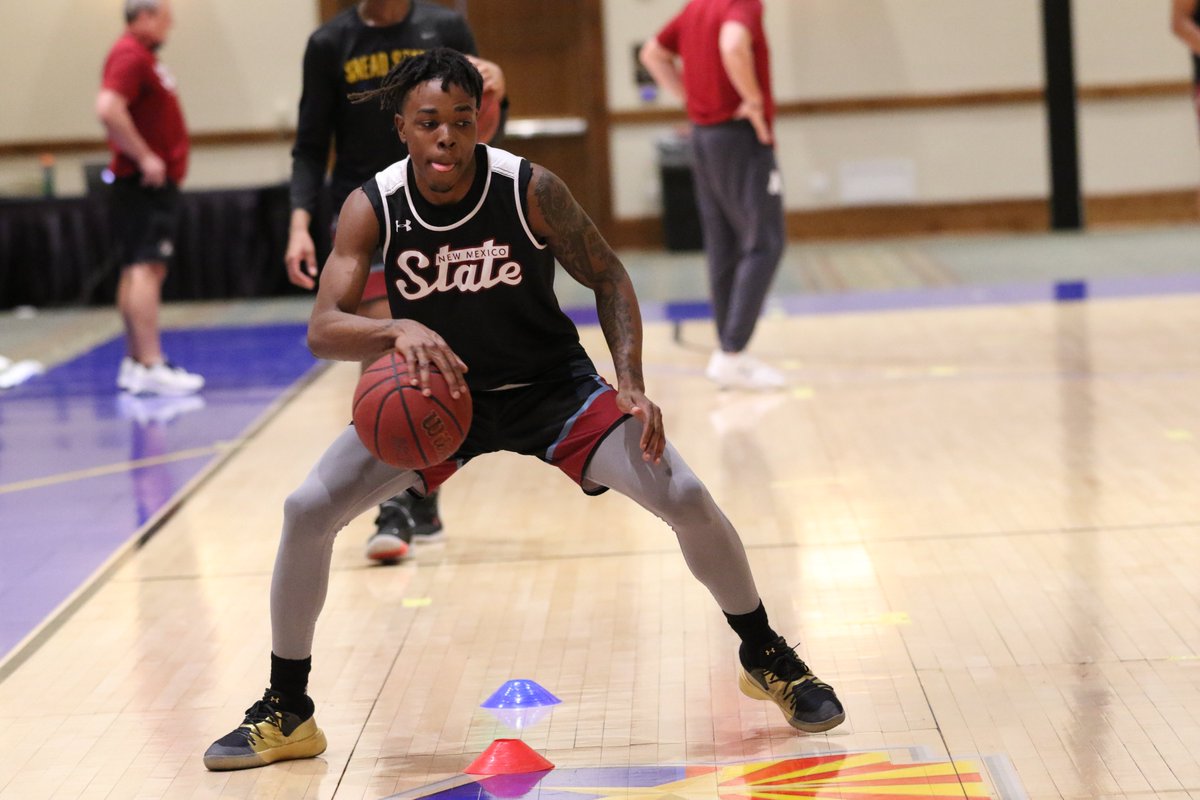 Gotta work, because talent without training is 𝗻𝗼𝘁𝗵𝗶𝗻𝗴.

#AggieUp | 🏀