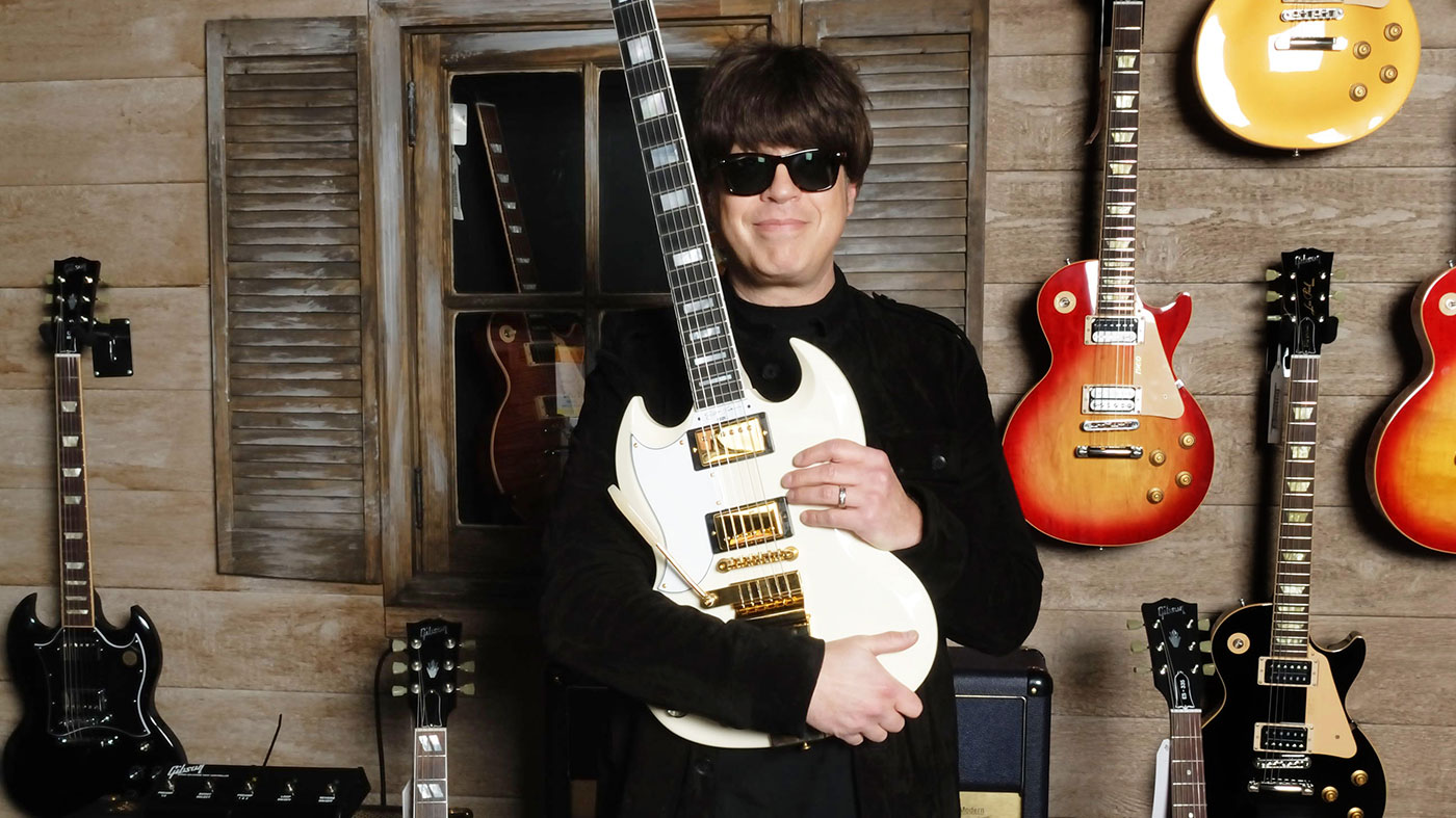 Happy birthday to Elliot Easton of The Cars! Have a rock solid day, Elliot!    