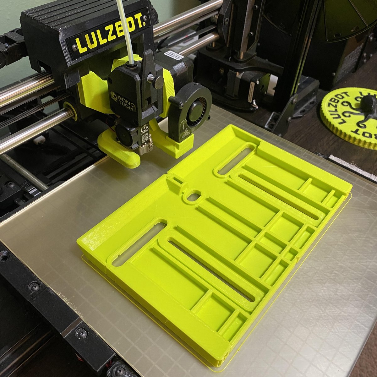lulzbot3D's tweet photo. Step up your woodworking game with 3D printed jigs and guides! 
We made a cabinet handle jig with @3D_Fuel LulzBot Green using our #TazProS recently, check it out!

File:
https://t.co/oMXZ1nZe3u

#cabinetry  #woodworking  #LulzBot #3Dprinting #useful https://t.co/Gpm2tXXkTe