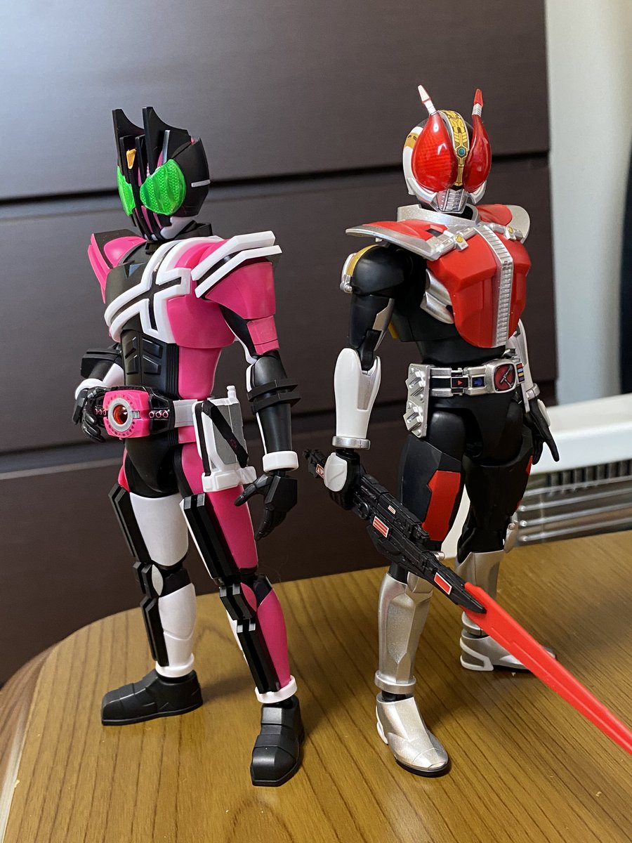 cafe8888sk's tweet photo. 髪切りに行って原チャのオイルを交換しなきゃだけど外に出るのがめんどい。
おはようございます。 https://t.co/bygsv6EIEM