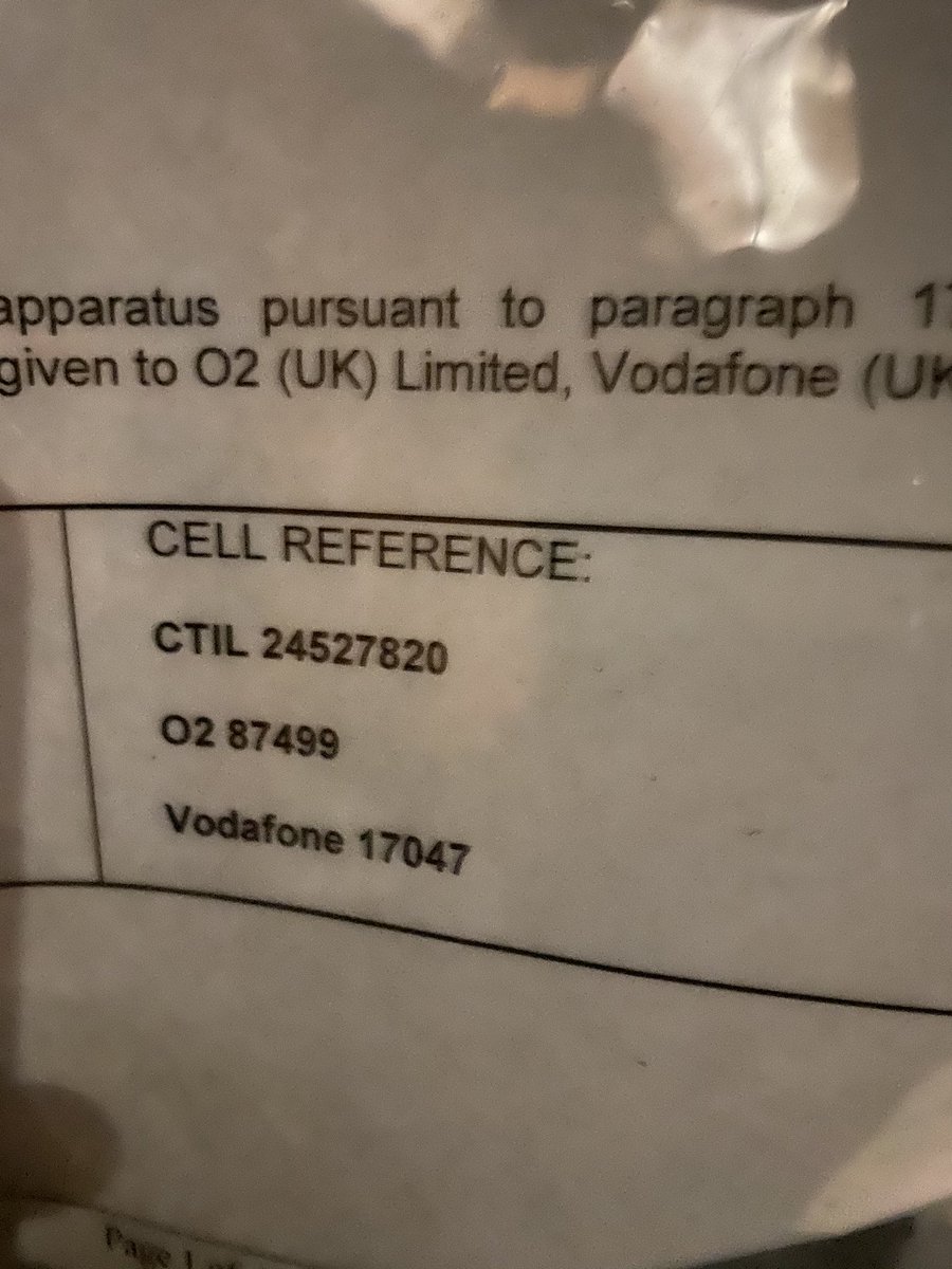 evilgeniuslevi's tweet photo. @VodafoneUK I think your generator has been nicked... https://t.co/dS2R9LAQ6d