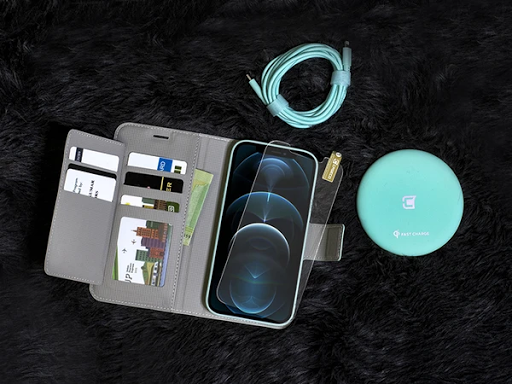mikescomp's tweet photo. Mike's is proud to carry Caseco brand phone cases, screen protectors &amp; accessories. Made with cruelty- free recycled vegan leather and single use plastics, you can feel good about the environment while protecting your electronics!

https://t.co/bic2kZwXb2

#caseco #phonecase https://t.co/Ftnlt5cstf