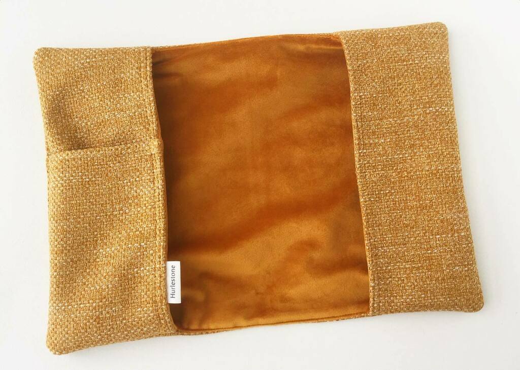 HurlestoneNZ's tweet photo. Here’s a pic of the inside!  A5 Citron notebook cover 😊

#hurlestonenz #madeinnz #notebookcover #notebookcovers #madewithfabric #handmade #a5notebookcover https://t.co/VmQveMUYyH https://t.co/vm1uL8ywFh
