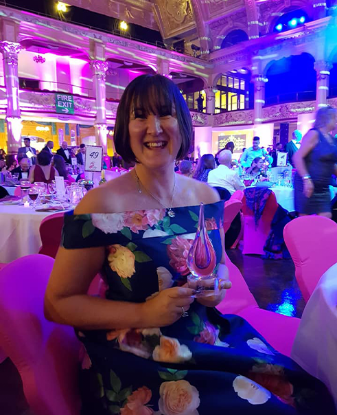 Eva_Awards's tweet photo. As 2020 draws to an end, we're raising a glass of Christmas cheer to our latest EVA Star to light the skies - Susanna Lawson of @OneFileUK.
Find out more in our latest newsletter:
https://t.co/FxsIuzBNo4
#womeninbusiness #EVAS10 #EVAstar https://t.co/l2PByyQNST