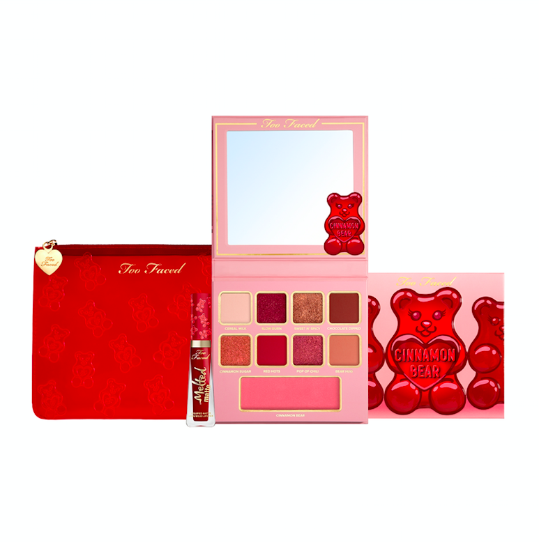 davelackie's tweet photo. Happy holidays! Today's luxe beauty Twitter giveaway is this adorable too faced Cinnamon Bear makeup set (at sephora) Includes a makeup palette, liquid lipstick &amp; cute bag! To enter, follow @davelackie &amp; @NinaWestbury &amp; RT (ends 23/12) #win https://t.co/kMmZHPYjv4