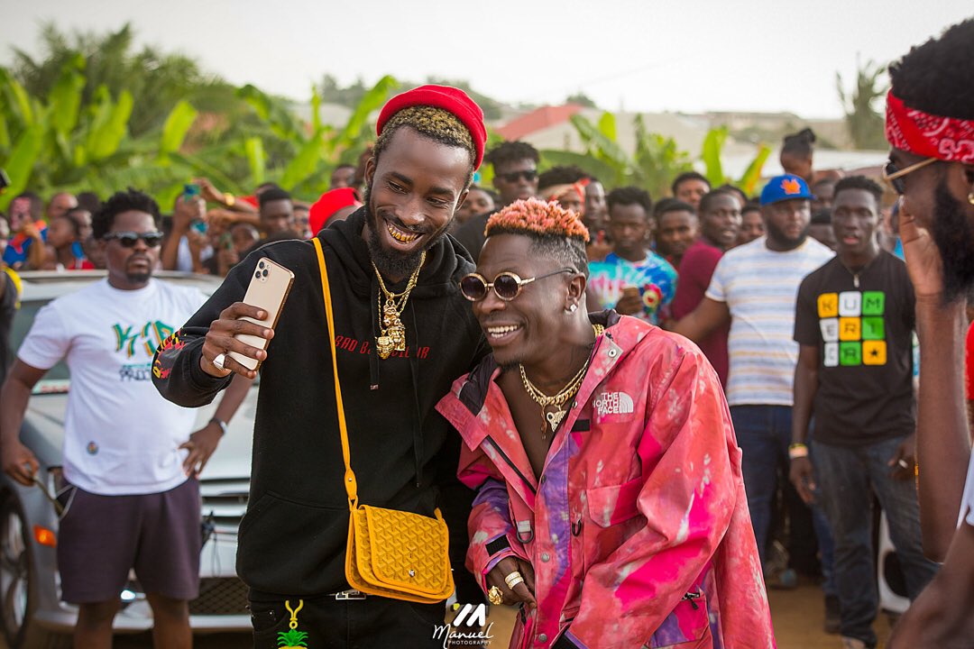 shattawalegh's tweet photo. Thanks to Amerado , Kweku Flick, Kofi Jamar, Phaize , King Paluta , Phrimpong and YPee for making this dream come true 🙏, I love you Kumerica❤️ #AhodwoLasVegas audio out now 🔥🔥🚀🚀...this is for you Oseikurom..
https://t.co/lfSei1ZOz8 https://t.co/QqdZ25Mz48