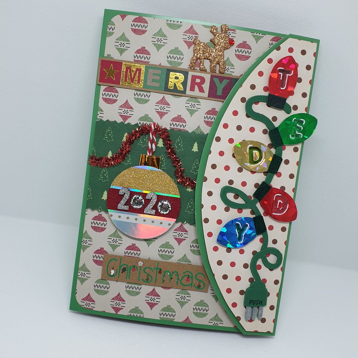 CreativeCards_'s tweet photo. Fully interactive and personalised 1st Christmas card. I knew I wanted to do Christmas lights for the name and of course had to literally have them light up, so once again I made use of @pearblossompres EZ lights to do so.
#handmade #personalised #interactivecard #1stchristmas https://t.co/hWkxrsPfPA