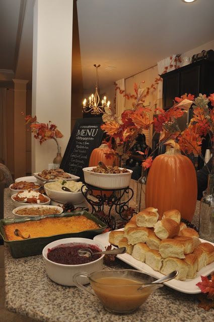 ♡ ࿐
#WGM_RB
#Jeravel_WGM

Acción de gracias 🍂

—Pavel pasó aquella fecha junto a  <a href="/JeremiahLetxH/">Jeremiah</a> en su departamento, sus respectivas familias también habían hecho cena de acción de gracias pero solo hicieron videollamadas con ellos, y les visitaron hasta el día siguiente.—