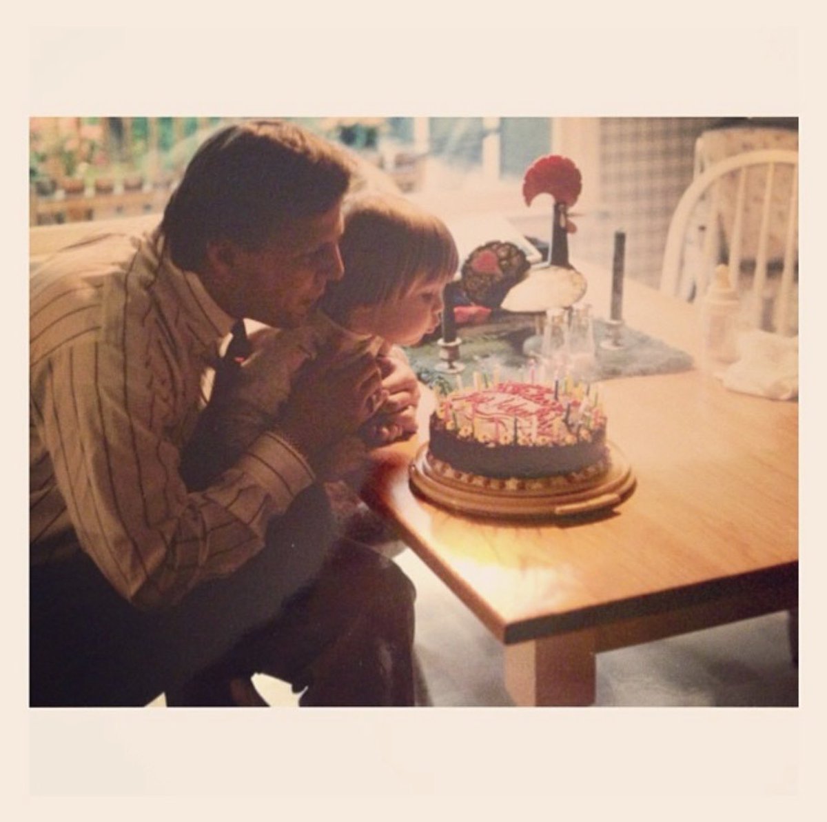 SADavis_89's tweet photo. Awwww - Poppa Bear got himself a Twitter!!! @winfield0506 https://t.co/0WusPYgLBR
