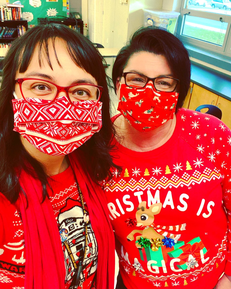 Merry Christmas &amp; Happy New Year from room 9 🎅🏼🎄 #kiziorandpekau #conradyjaguars