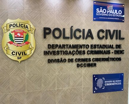 Policia_Civil's tweet photo. Polícia Civil e Governo do Estado inauguram Divisão de Crimes Cibernéticos
https://t.co/gVuvxYsnQN
#CrimesCiberneticos #DCCIBER #Deic #PCSP
#PoliciaInvestigativa https://t.co/JsNmnWmwBw