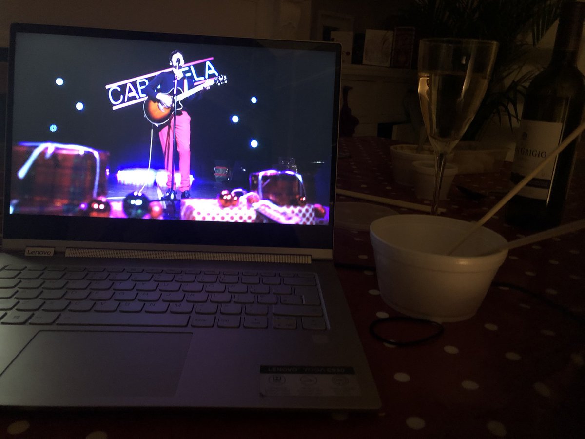 lowri_mifsud's tweet photo. #cabarela diolch am heno. Angen hwn!! @S4C @hywelpitts #yregin https://t.co/PhcOwqsNLk