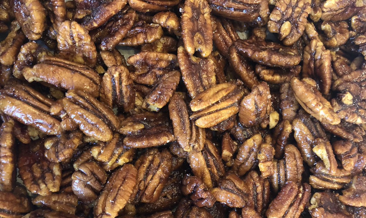 Never underestimate what a good cook can do with nuts #spicedpecans