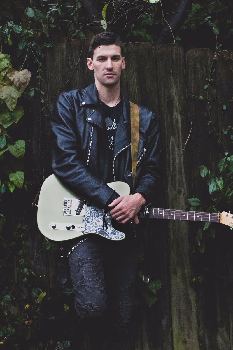 DaveRudolphGtr's tweet photo. #NewProfilePic - Hit up Anna Bey Photography for all your #promopic needs in the #Nashville area! https://t.co/9FyG8aF2je