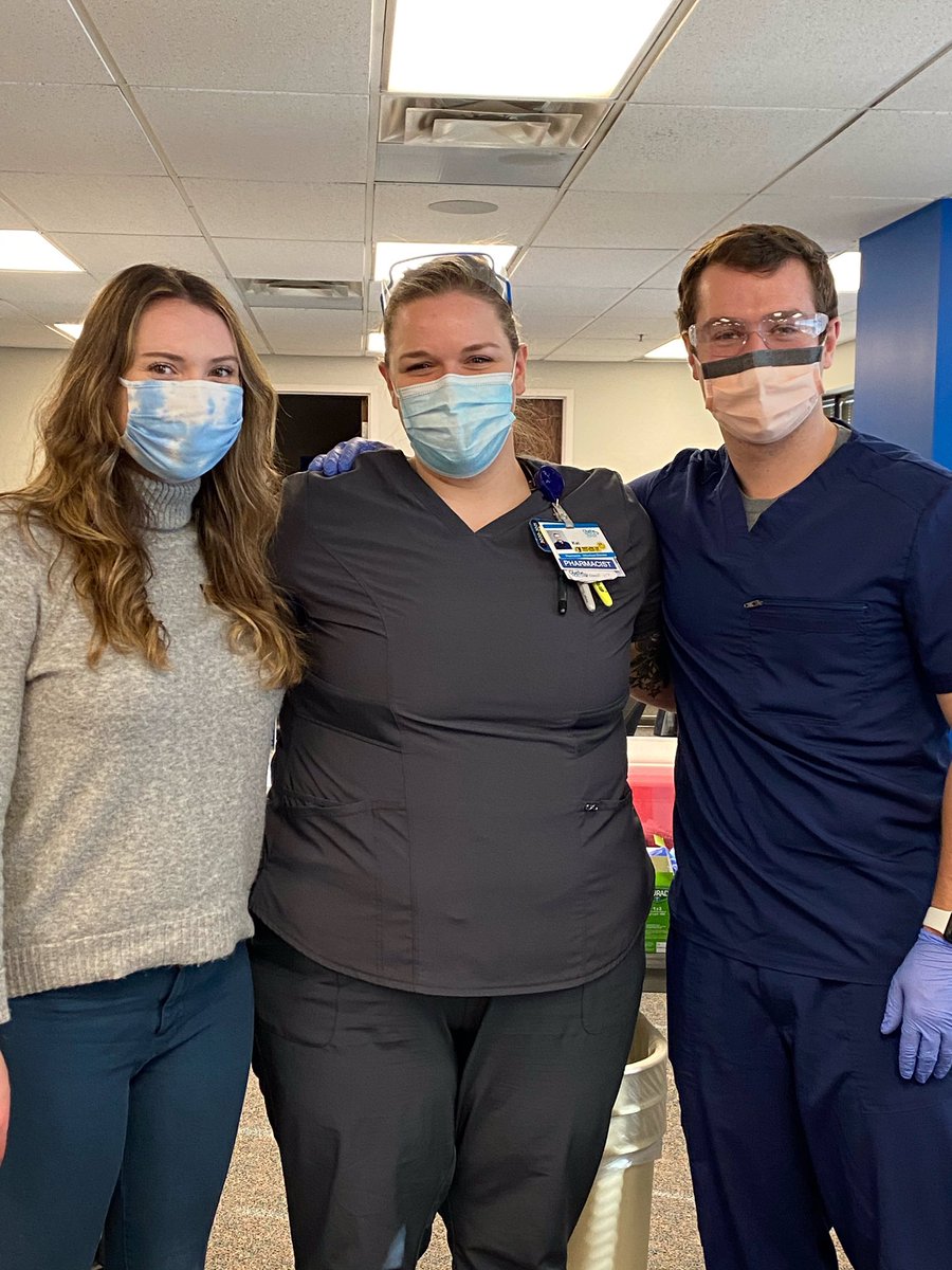 Had the privilege of administering the COVID vaccine yesterday to healthcare workers <a href="/OlatheHealth/">Olathe Health</a>. So thankful for this opportunity!! @mkatt_lincoln