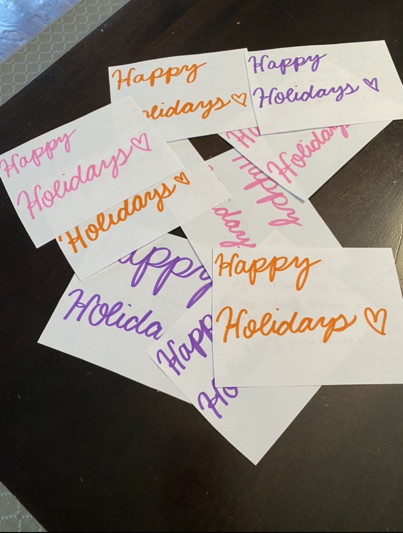 juliasilverman8's tweet photo. Morgan Chaddan and I made Holiday cards for the residents at Laurel Lakes Nursing home❤️ spread kindness during these hard times and make small gestures for others, you never know who needs it!! #LearningHudson #hudsonohschools #kindland @LearningHudson https://t.co/6VWC9lezwP