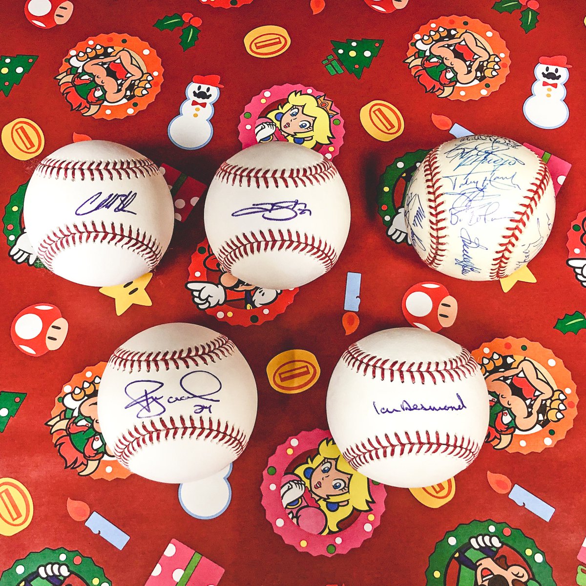 Rockies's tweet photo. QUOTE TWEET with your favorite Rockies-related photo you’ve taken.

Use #12DaysOfRoxmas and you could win these five balls! 🆔 https://t.co/72jbRl8LFm