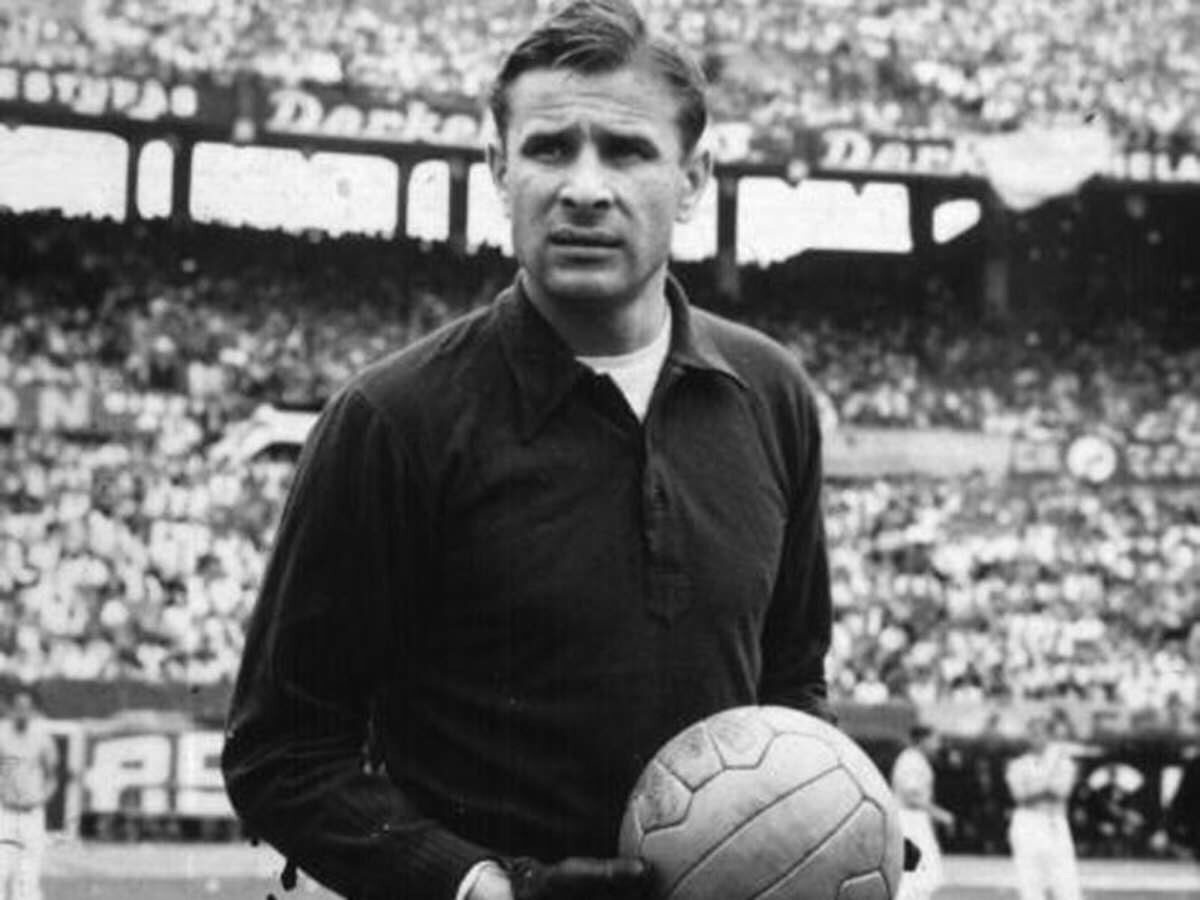 Lev Yashin redefined goalkeeping at the time. Many argue that no goalkeeper since Yashin, was as complete a package as the former USSR number 1. Yashin was the very first goalkeeper who focused himself on being a vocal presence in his team.
