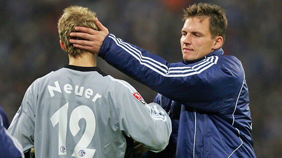 “I am Manuel Neuer, your third-choice goalkeeper,” said Neuer, straight faced as ever.Manuel Neuer made his debut for Schalke at 20 years old. On the 19th August 2006, deputising for veteran Frank Rost. The rookie played a good game, of course keeping a clean sheet.