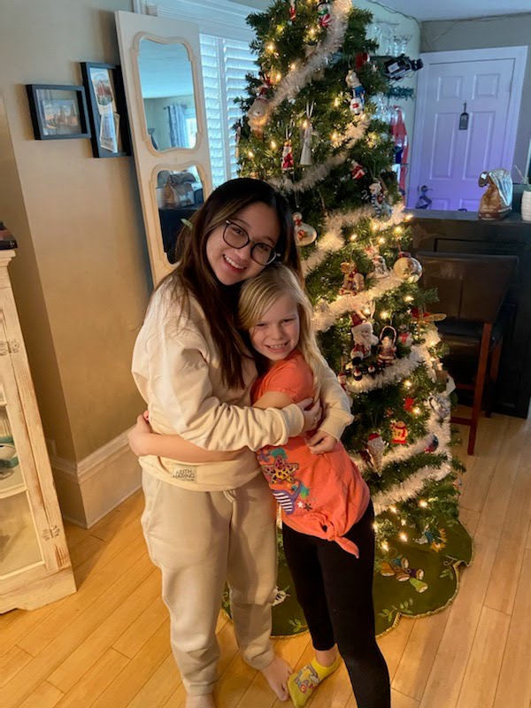 CamNet_Boston's tweet photo. Happy Holidays and wishing you a wonderful holiday season. Thank you to everyone that submitted your holiday photos and holiday cards!
#happyholidays #internationalstudentlife #internationalstudents #globaleducation #studyabroad #studyinusa #hostfamily #highschool #studentsuccess https://t.co/BGyihEHFIL