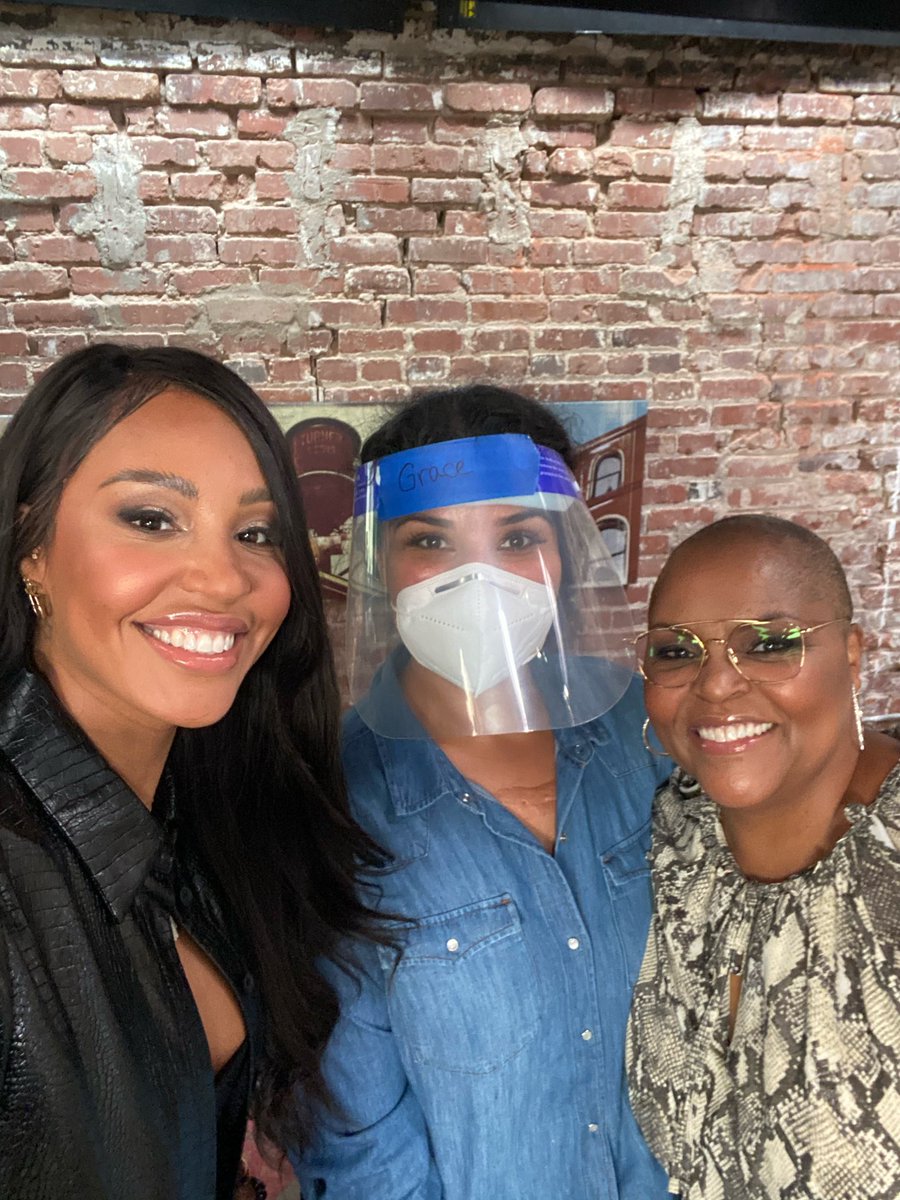 mstanyaholland's tweet photo. BTS from this week’s episode of #TanyasKitchenTable with special guest Nyanda! Nyanda styled me in every episode and Grace (middle) did my makeup. Love this team and I can’t wait for you to watch the episode tomorrow at 1:30pm PT/ET and 12:30pm CT on @owntv. https://t.co/p6W80MZBcJ