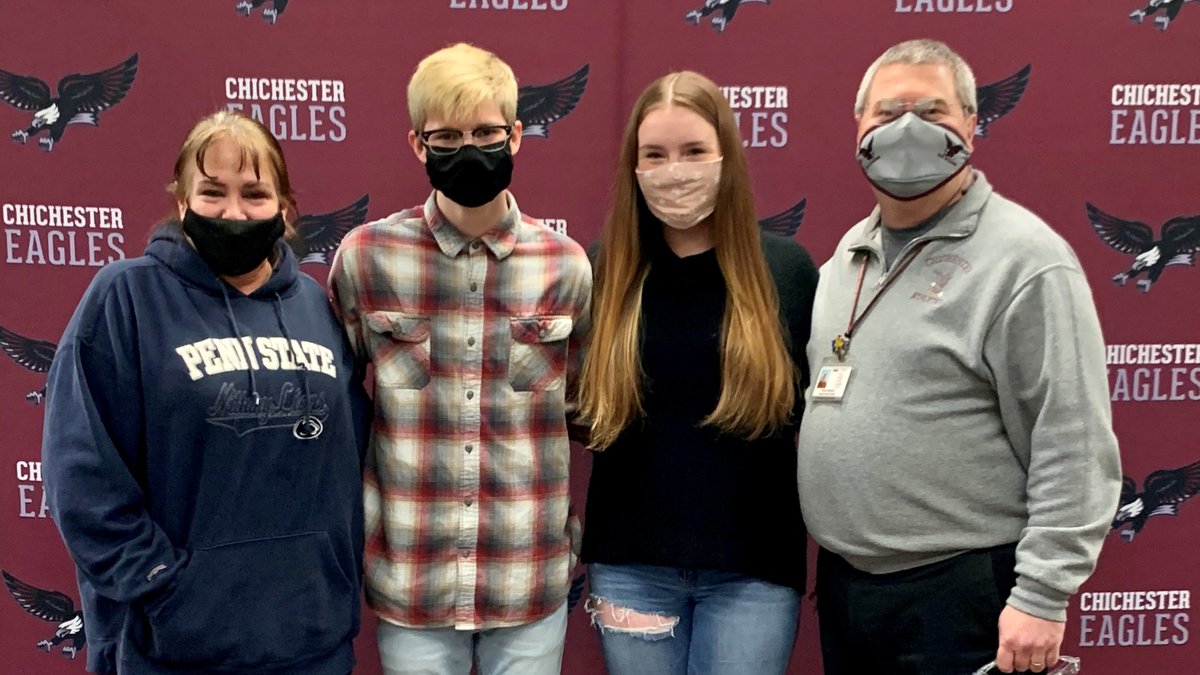 With some last minute changes Ricky and Mary stayed cool and pulled off a great live showing of the winning raffle baskets!  Well Done!  Congratulations to the winners!  THANK YOU to all who donated!  #ChiPride  <a href="/Chichester2022/">Chichester Class of 2022</a>