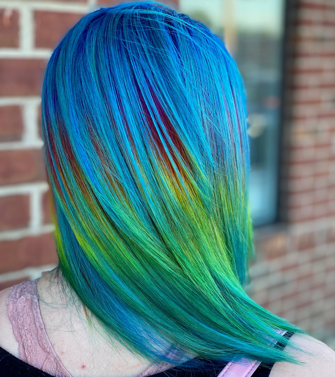 KeratinComplex's tweet photo. Loving this look from @jenvo62! Lock in color with #NKST the perfect smoothing treatment helps promote vibrant and intense color results! 

#colorcare #smooth #keratin #beautifulhaireveryday https://t.co/md5MeF3N1f