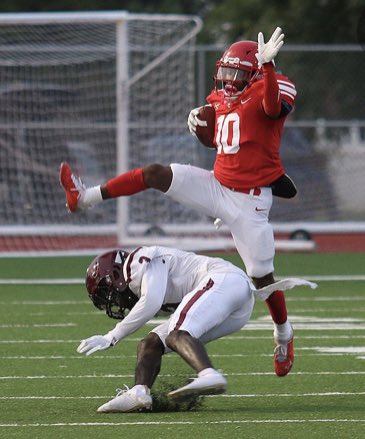 Beyond blessed and grateful to have received an offer from McPherson College!!! #Dawg2Un1eashed 🔴⚪️ @Coach_EKnight <a href="/CoachJFisc/">Coach Fiscus</a> <a href="/EHSCoachLopez/">Julio Lopez</a> <a href="/CoachPedregon/">Gabriel Pedregon</a> <a href="/Iglesias_915/">Joseph Iglesias</a> <a href="/TopViewFit/">Top View Fitness</a>