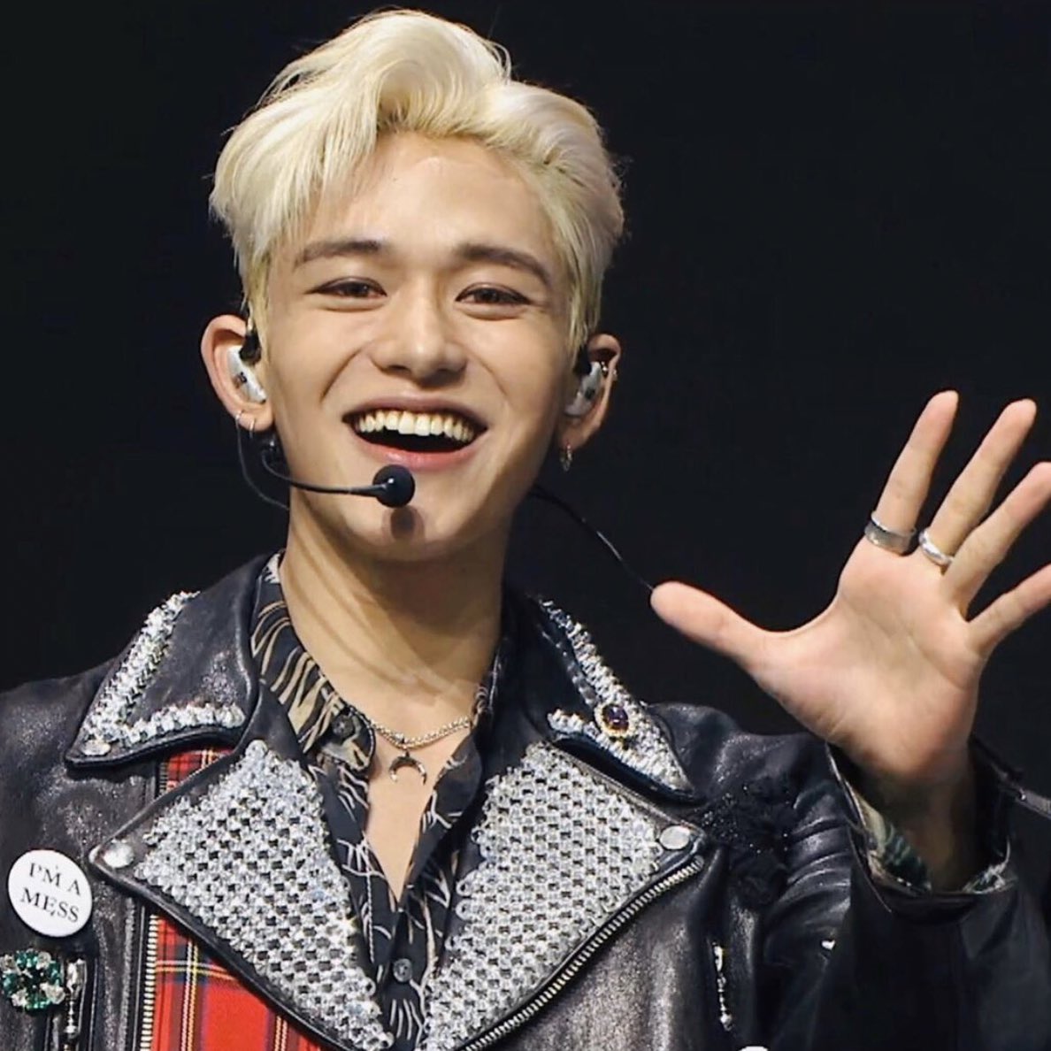 pics of lucas that you can literally feel his happiness through your phone screen: a thread