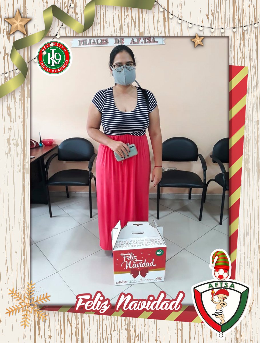 AsoSantoDomingo's tweet photo. Seguimos entregando un pequeño presente a todos nuestros clubes afiliados, quienes conformamos la @AsoSantoDomingo queremos desearle una Feliz Navidad y un Prospero año 2021 para toda la familia @DPSantoDomingo 💙❤️💚
#SomosAftsa #Aftsa 🎄🎄⚽ 🤗🤗
#AsoSantoDomingo #Fútbol https://t.co/Srzyw4qyDD