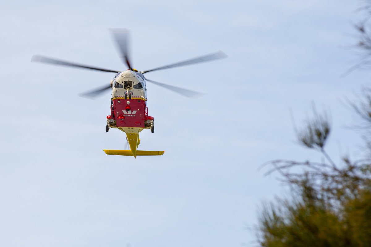 WRHS_official's tweet photo. Two urgent Inter-Hospital Transfers flown on Friday. One for a male who suffered a hand injury &amp; another for a patient with a heart condition. Our crew flew from #Tenterfield Hospital to Princess Alexandria Hospital &amp; from #Lismore Base Hospital to #GoldCoast University Hospital. https://t.co/8bCoh2Rs0Z