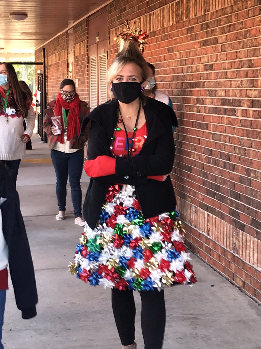 Another fabulous Holiday Walk in the books at The Crest!