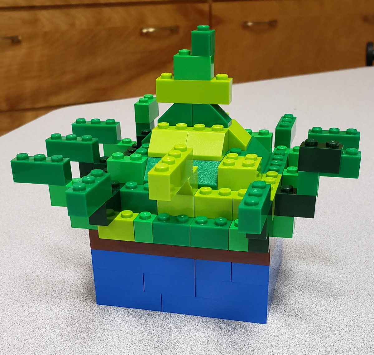 AmandaSanderman's tweet photo. #NIBison shared their wonderful Lego Ornament challenge creations. Don't miss them on the blog! https://t.co/wkecyHUoCl @Butterfly_Byram #CRAEAtag https://t.co/7zpyuBsAla