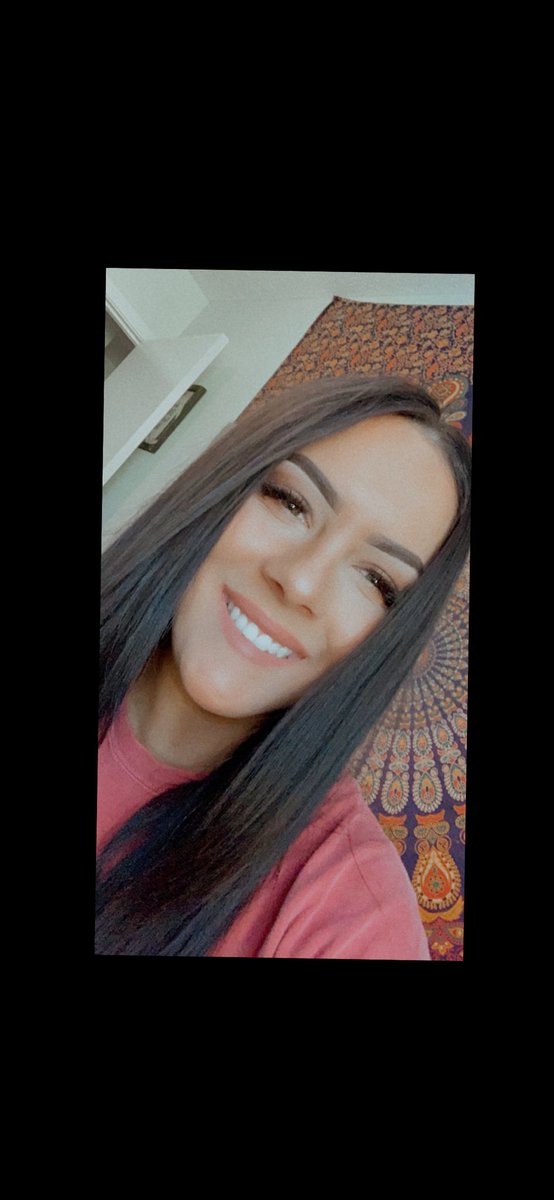 JULIA🌻 tweet media