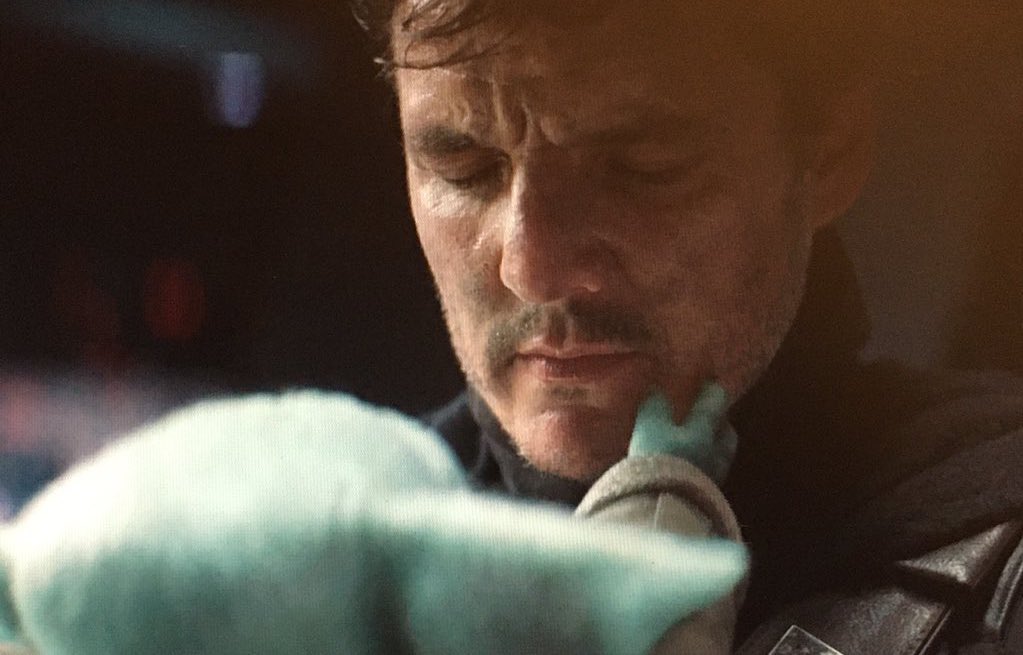 nelsonleyton's tweet photo. Quiero que Star Wars devuelva mi estabilidad emocional😭😭😭😭😭😭😭😭 #TheMandalorian https://t.co/RDaqXRBpHj