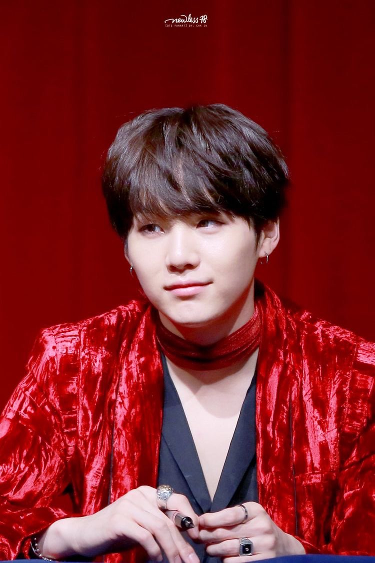 Yoongi wearing red: A powerful thread