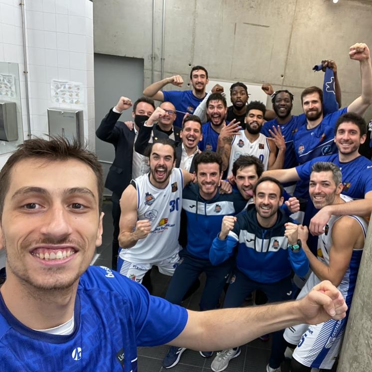 💙 E Q U I P O 💙

<a href="/Iam__MK5/">Moussa Konè</a> <a href="/jubril_adekoya/">Jubril Adekoya</a> <a href="/smendi13/">Sergio Mendiola Diez</a>