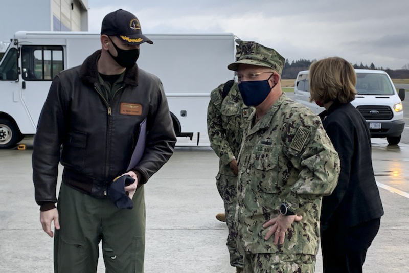 #ICYMI: <a href="/USNavyCNO/">Office of the Chief of Naval Operations</a> Visits Pacific Northwest, Engages with Sailors.

Full Story: go.usa.gov/xAY64