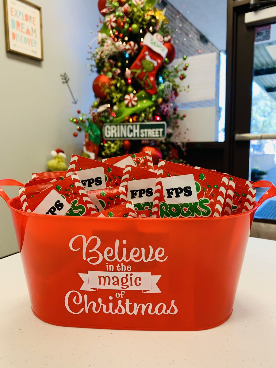 FPSBillieKids's tweet photo. Shared a fun little surprise with the staff today! Brings back some childhood memories for many of us. #FPSPride #FPSRocks 💥#PopRockCandy https://t.co/Jlr2mvOHtD